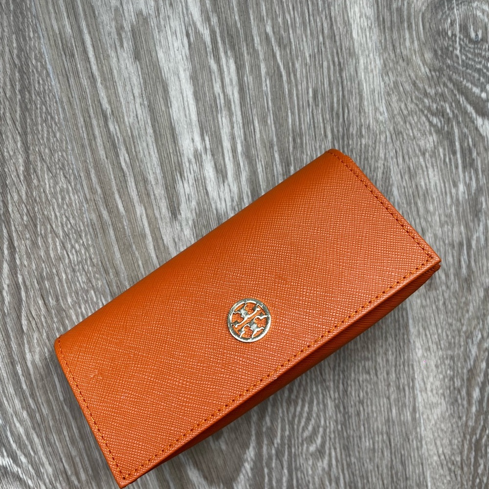 Tory Burch Vibrant Orange Glasses Case with Cleaning Cloth